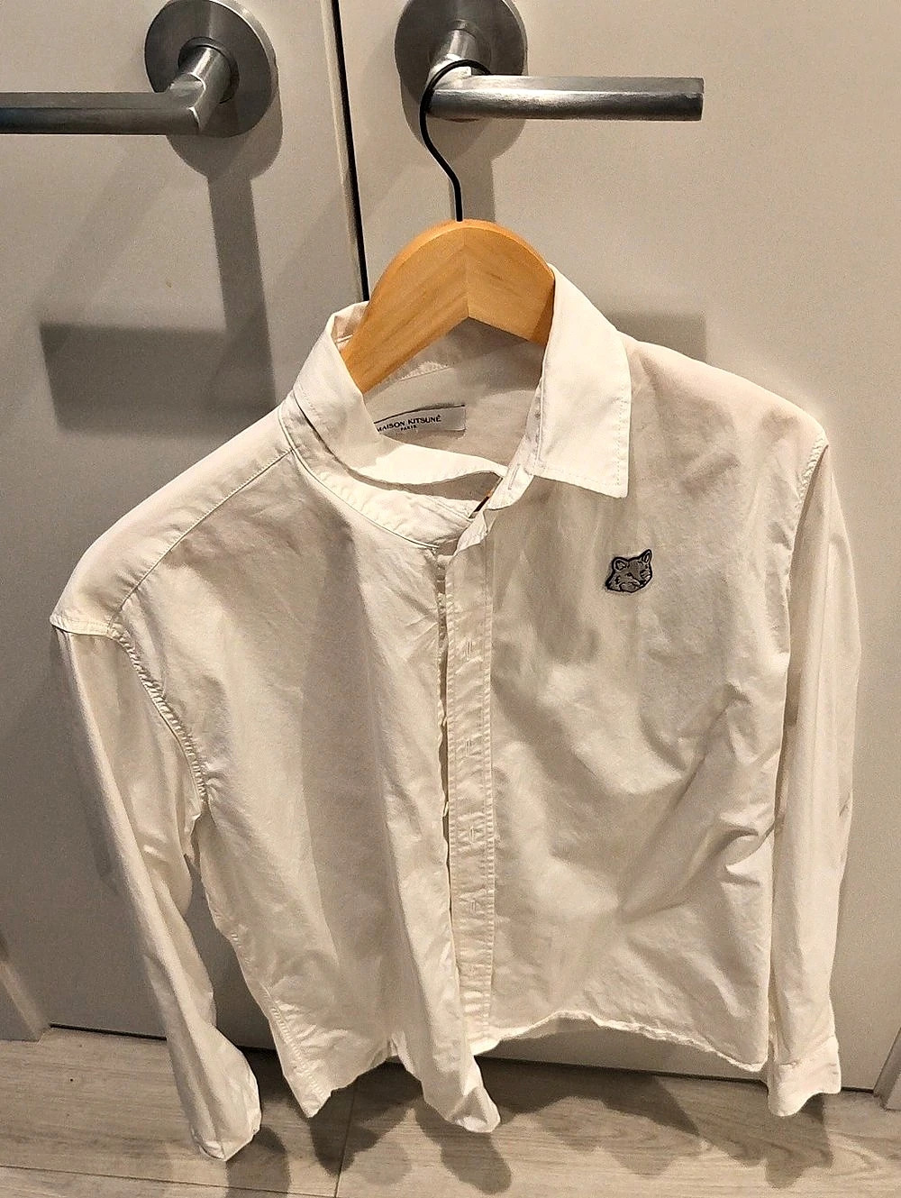 Maison Kitsuné White bold Fox head Shirt L
